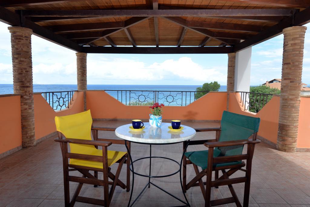 Galini Beach Villa Amoudi Eksteriør billede